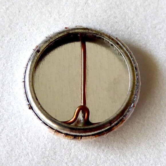 NEW COMIC CON 2009 MIGHTY MUGGS “EMPIRE MUGGS BACK" SLAVE PRINCESS LEIA BUTTON - Picture 2 of 6